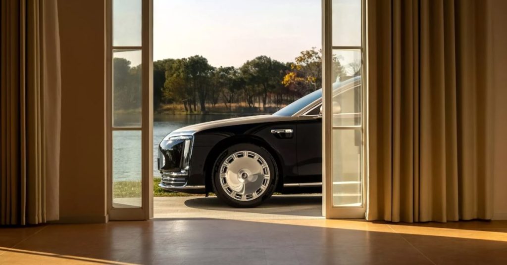 Huawei Maextro S800 prêt à défier Rolls-Royce sur le marché chinois : la nouvelle compétition automobile de luxe