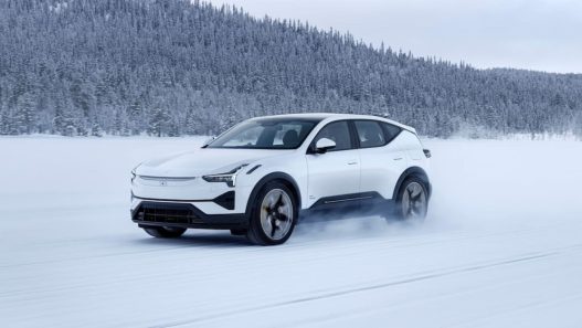 Polestar 450 million - plare.