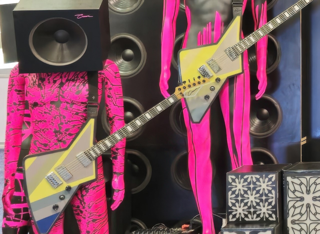 Revolutionnez votre guitare avec cette E Ink qui change de design - plare.