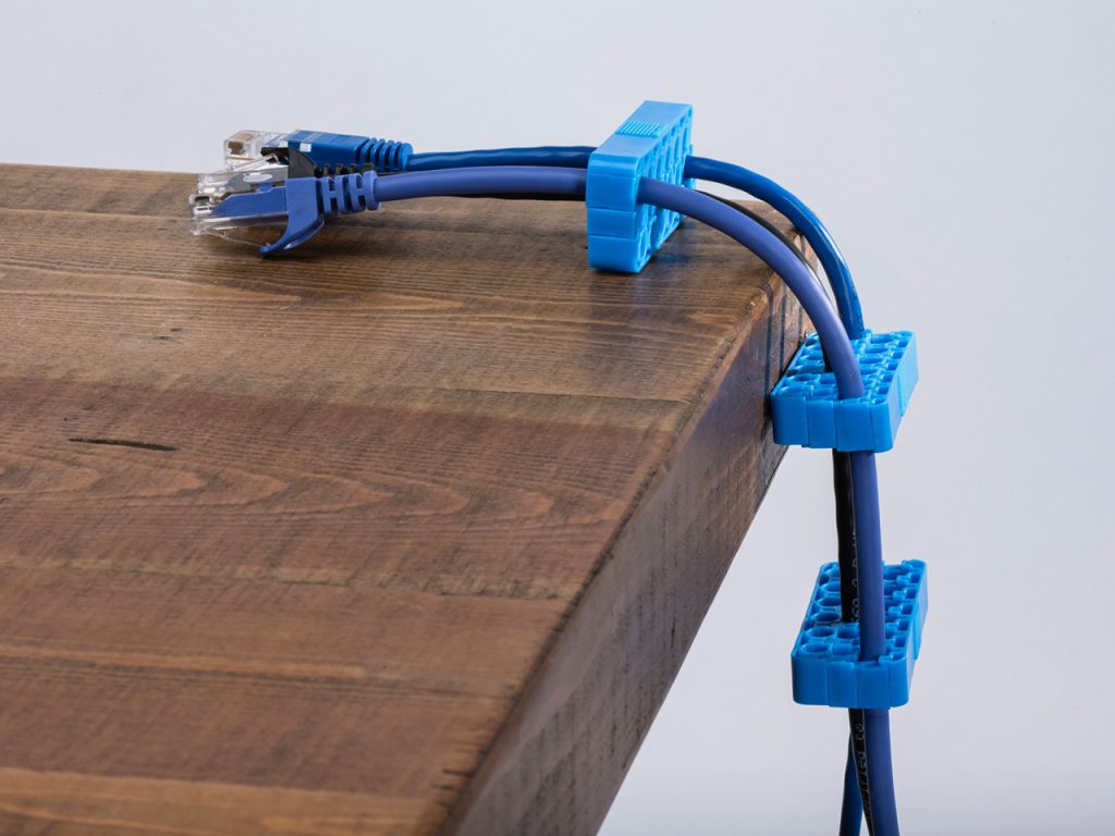 Découvrez Comment WireStax Révolutionne la Gestion des Câbles en un Clin d’Œil ! 🚀