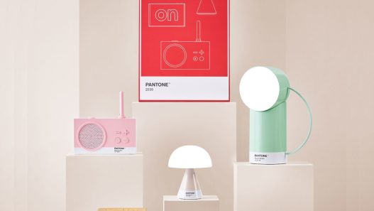 lexon pantone 00 - plare.