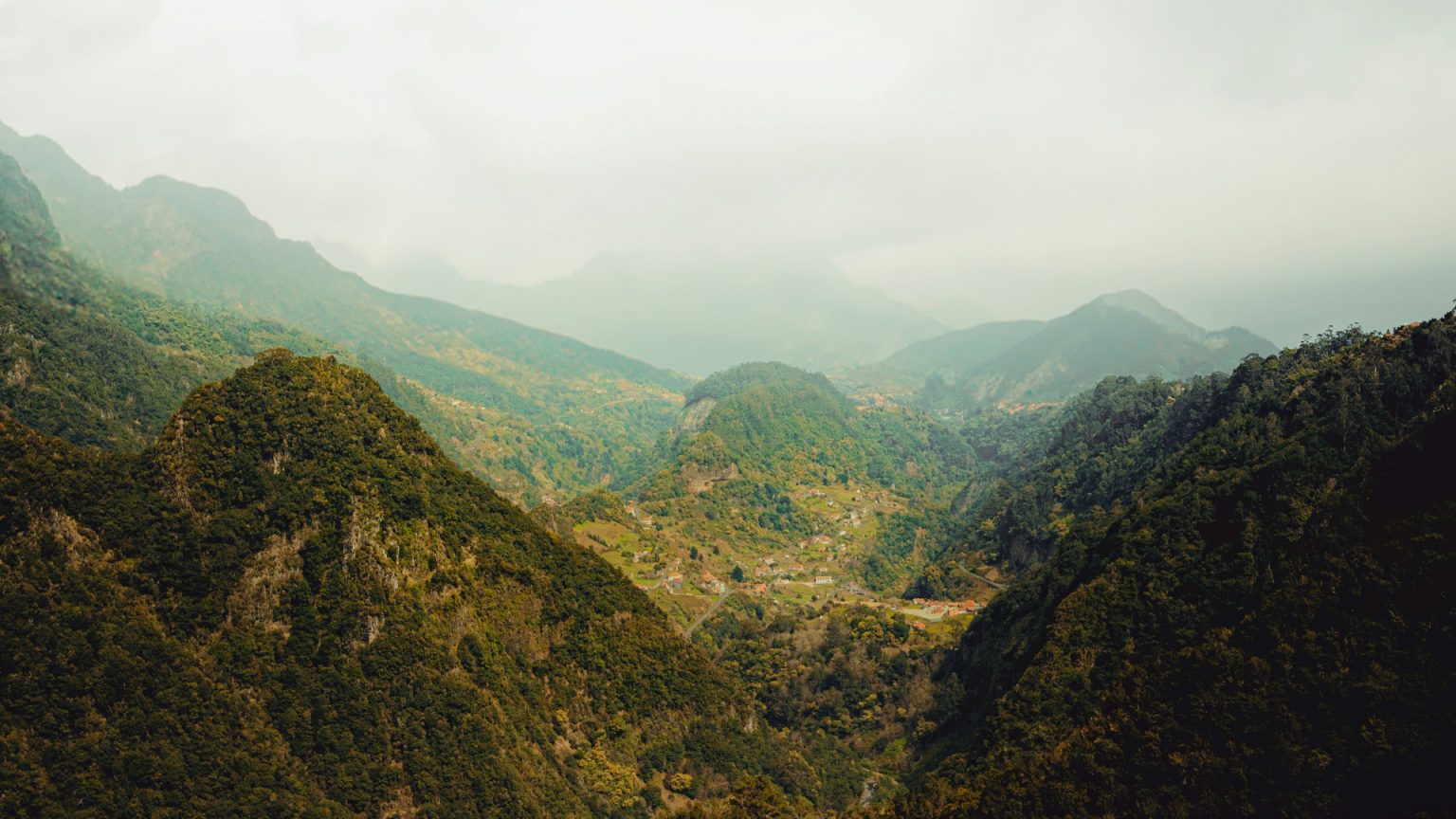 Organiser un trek familial à Madère pour une aventure inoubliable Organiser un trek familial à Madère pour une aventure inoubliable