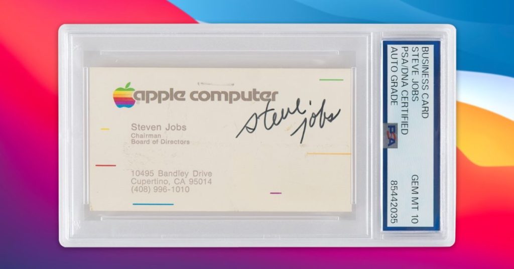 Cette carte de visite rarissime signée par Steve Jobs pourrait atteindre des sommets aux enchères !