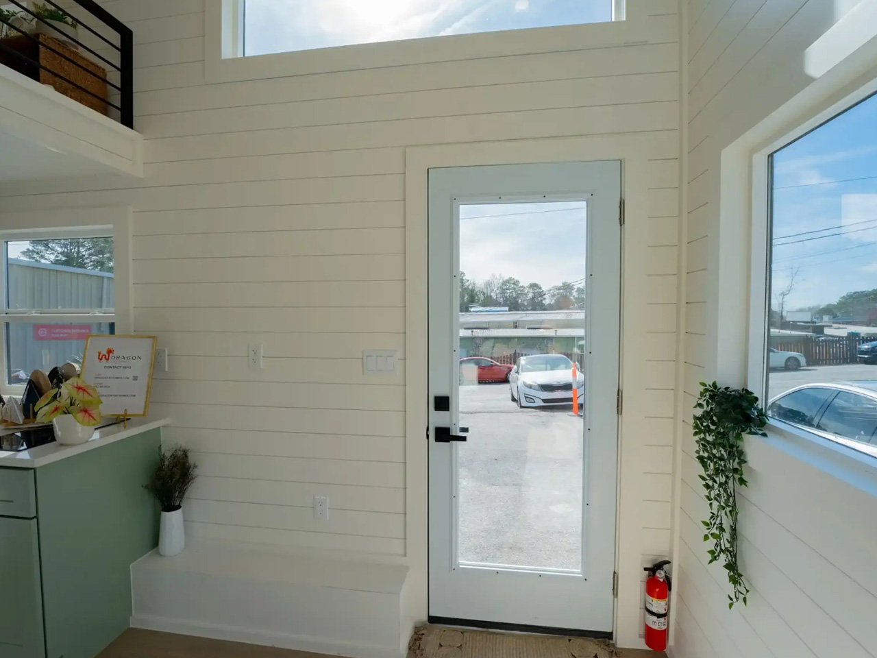 1741480361 585 Decouvrez cette Tiny House Ultra Compacte Une Experience de - plare.