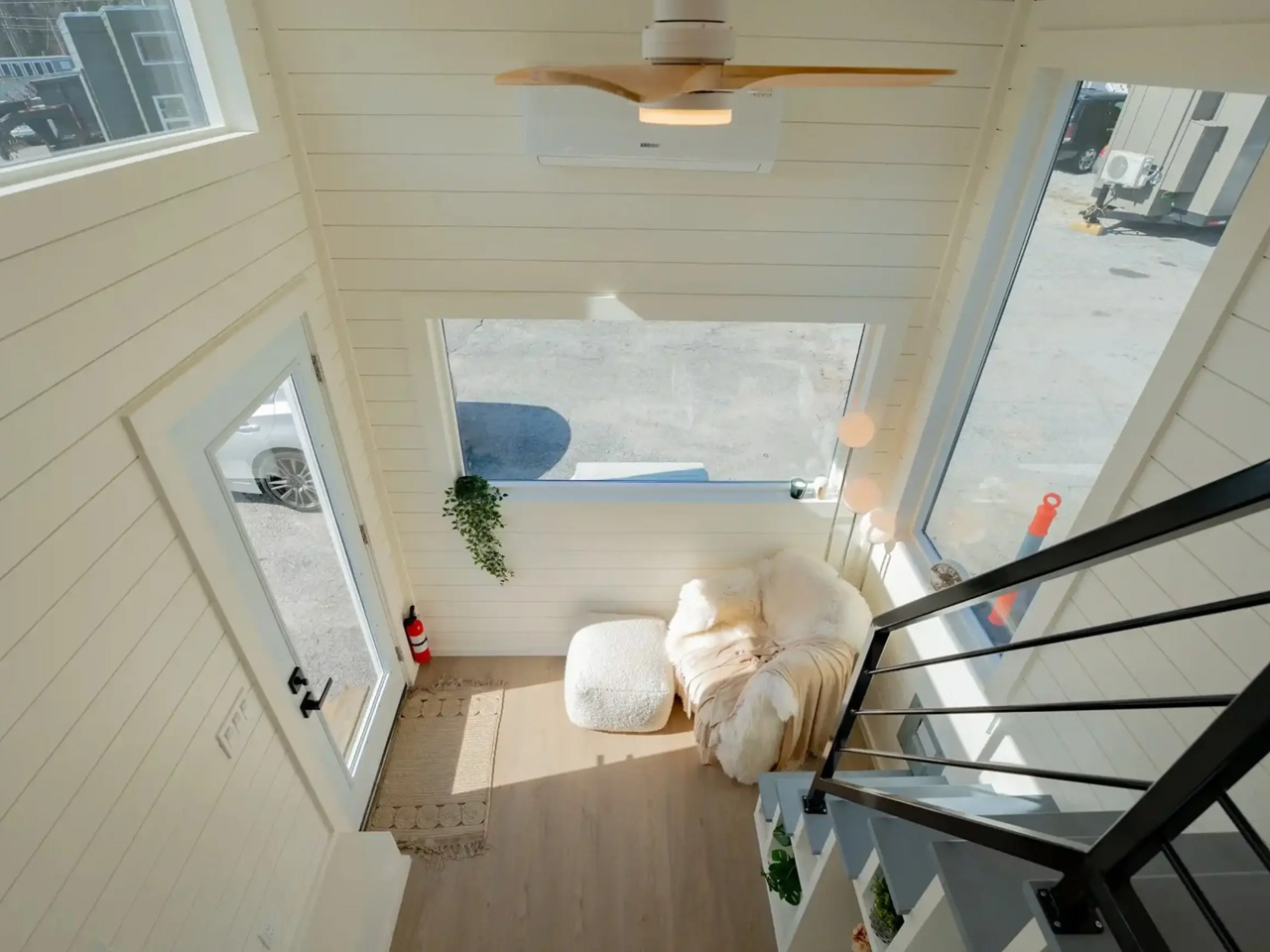 1741480364 696 Decouvrez cette Tiny House Ultra Compacte Une Experience de - plare.