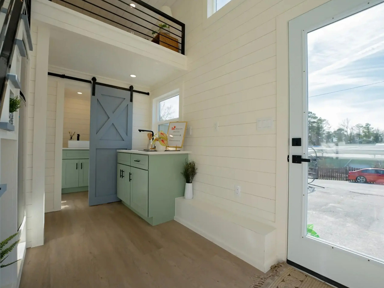 1741480366 260 Decouvrez cette Tiny House Ultra Compacte Une Experience de - plare.