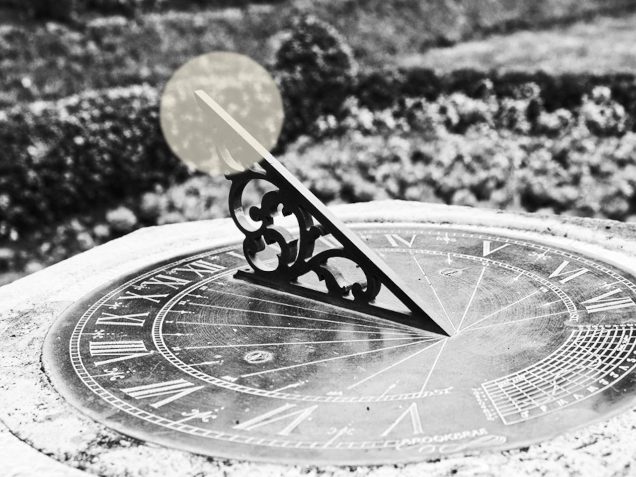 1741613542 841 Decouvrez comment une horloge moderne revolutionne notre perception du temps - plare.
