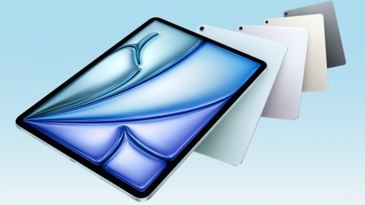 Apple iPad Air hero 250304 - plare.