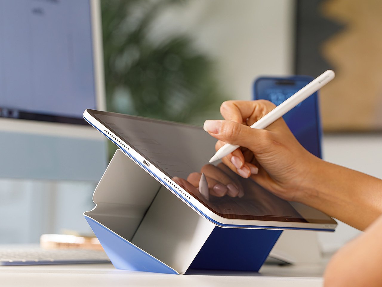 Dynamic Folio for iPad by MOFT 04 - plare.