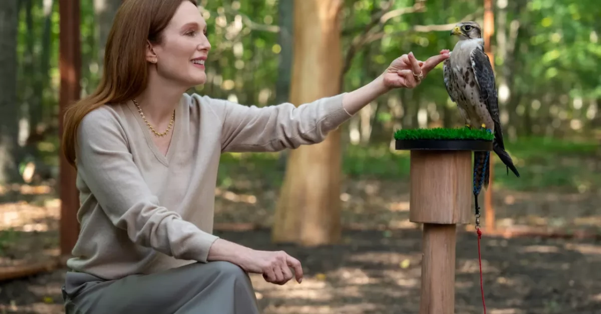 Sirens: la data d'uscita e le prime immagini della miniserie Netflix con Juliane Moore