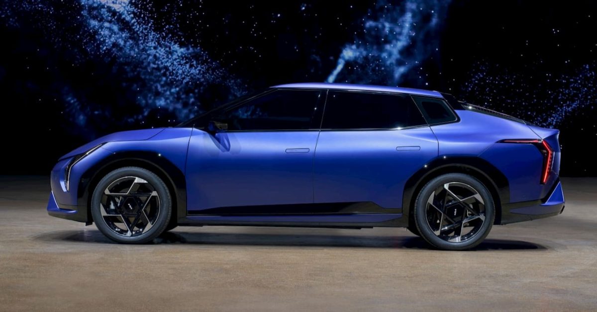 Kia EV4 GT - plare.
