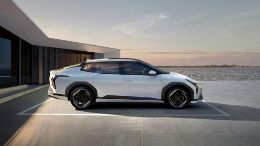 Kia EV4 orders Korea - plare.