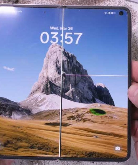 La résistance du Oppo Find N5 mise à l'épreuve : être mince n'est pas un atout
