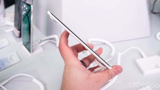 Le Tecno Spark Slim : les téléphones ultra-fins enfin performants