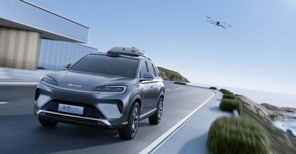 Les drones DJI prennent leur envol directement depuis les voitures BYD Les drones DJI prennent leur envol directement depuis les voitures BYD