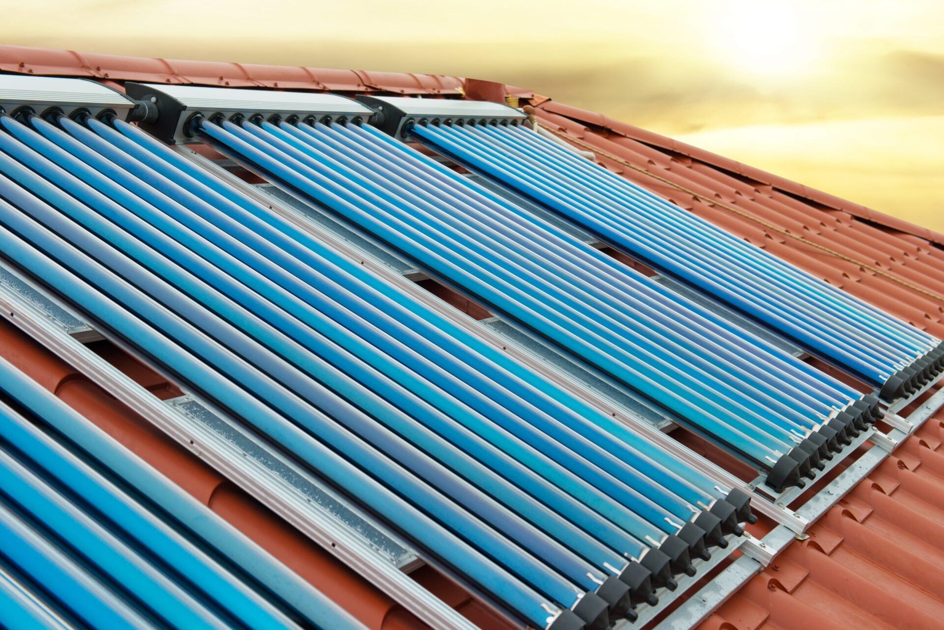 Paneles solares termicos ventajas y aplicaciones para la produccion de agua caliente en casa 1 1 - plare.