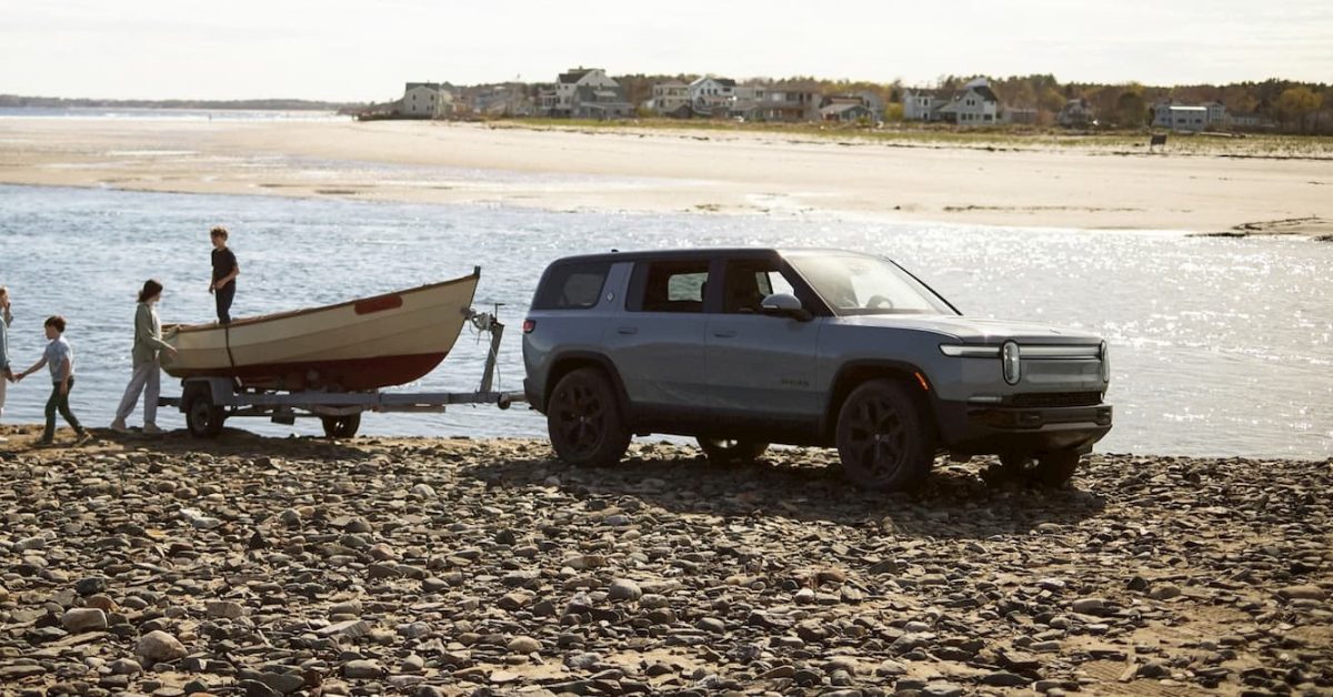 Rivian limited time financing R1S - plare.