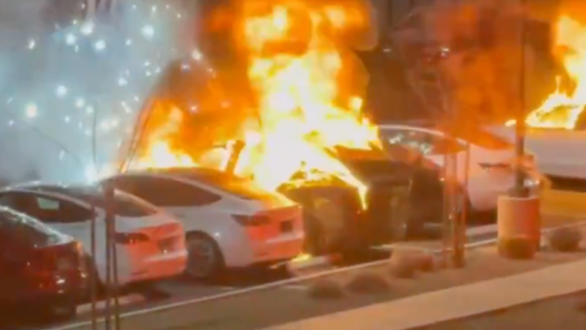 Tesla Las Vegas fire - plare.