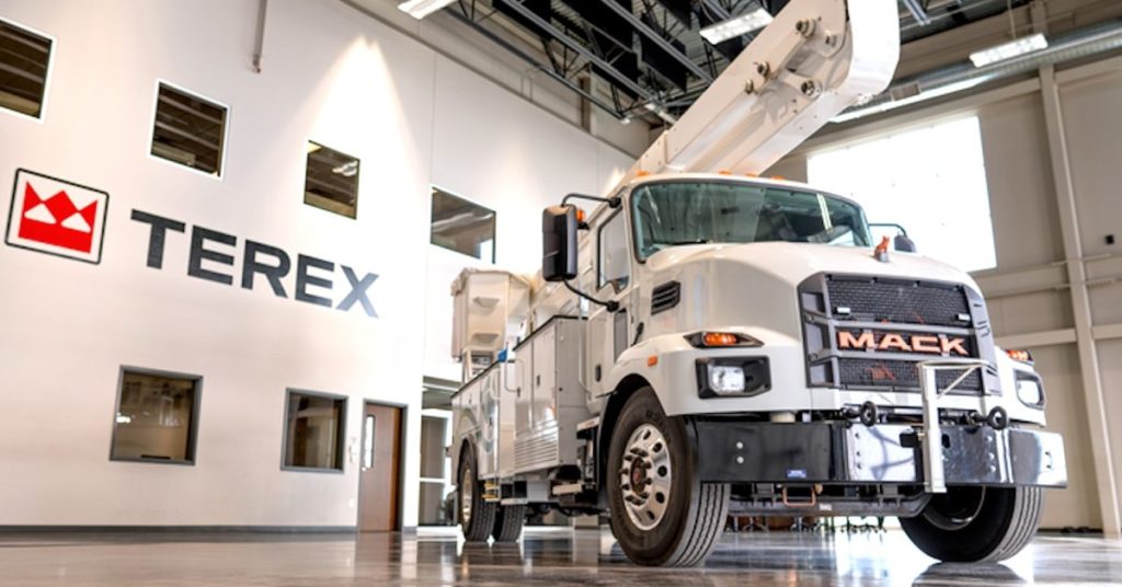Mack Trucks et Terex Utilities s’allient pour révolutionner le camion-nacelle électrique