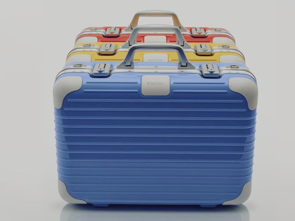 Rimowa Réinvente le Légendaire ‘Holiday Hand-Carry Case’ Coloré de 1988 : Découvrez la Nouvelle Édition Incontournable !