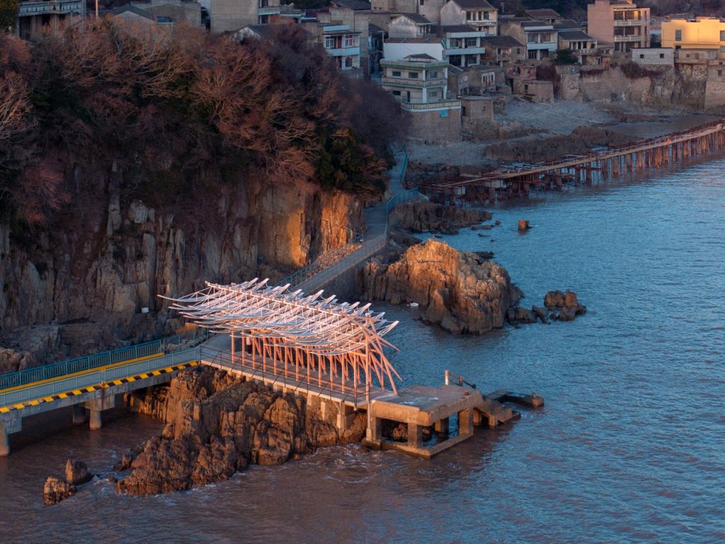 Découvrez Comment Seaside Pavilion Réinvente un Village de Pêche Chinois en un Pôle Culturel Innovant !