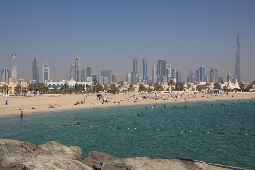 Meilleures plages urbaines à explorer dans les destinations cosmopolites incontournables