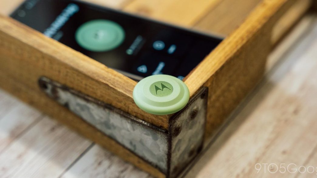 Génère un nouveau titre SEO légèrement accrocheur à partir de Moto Tag for Android Find My Device now available on Amazon, en intégrant des mots-clés pertinents. Ne commence pas par "découvrir" ou un mot proche. Utilise une seule majuscule par phrase, sauf pour les noms propres et les entités nommés. Assure-toi que la première lettre du titre est toujours en majuscule. Ne pas ajouter de date si le titre d'origine n'en contient pas. Convertis les prix en dollars en euros en utilisant un taux de change actuel.