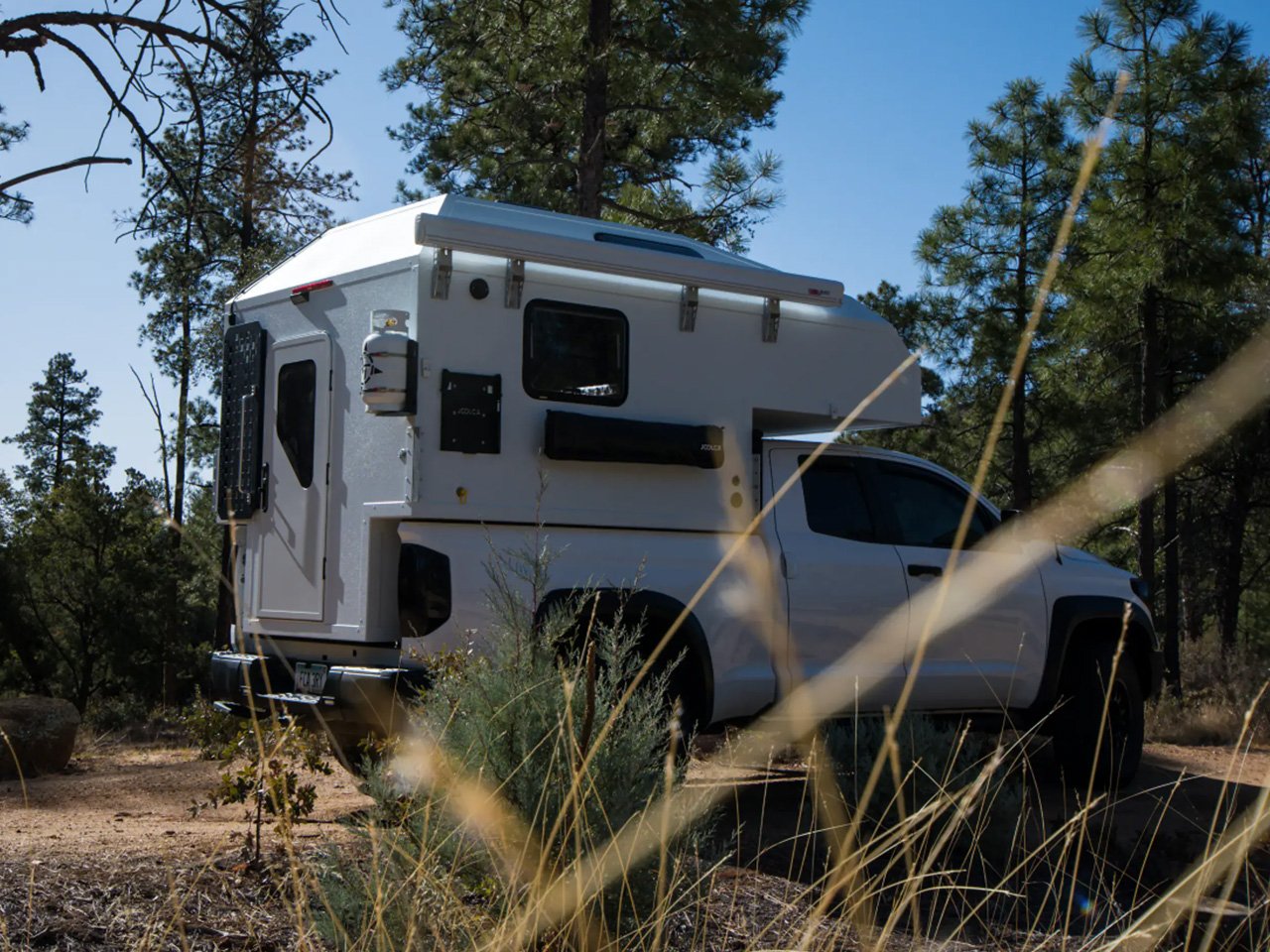 1744043311 490 Decouvrez le camper Aterra Slide In la solution ultime pour - plare.