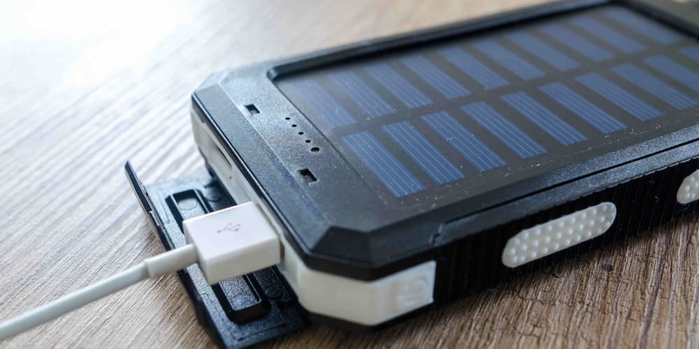 Panneaux solaires portables : solutions polyvalentes pour de l'énergie en mouvement