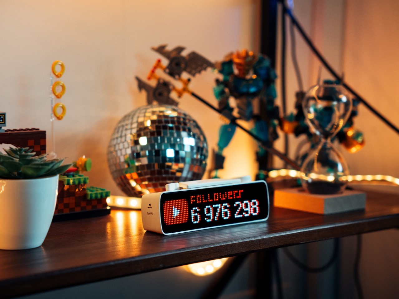 1744231835 930 Decouvrez le Nouvel Objet Indispensable de Flipper Le Busy - plare.