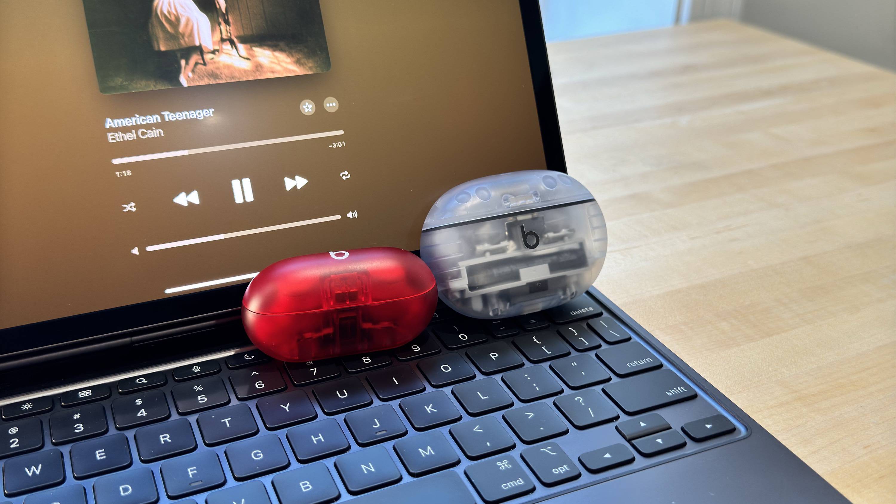 Beats Solo Buds