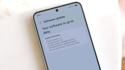 Samsung interrompt le déploiement mondial de One UI 7 : raisons et impact sur les utilisateurs