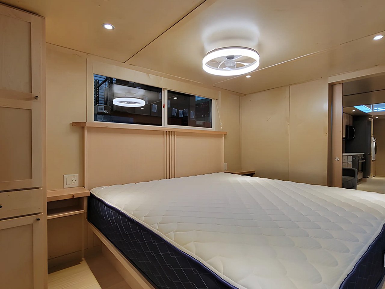1745249326 428 Decouvrez cette Tiny House Spacieuse de 720 Pieds Carres - plare.