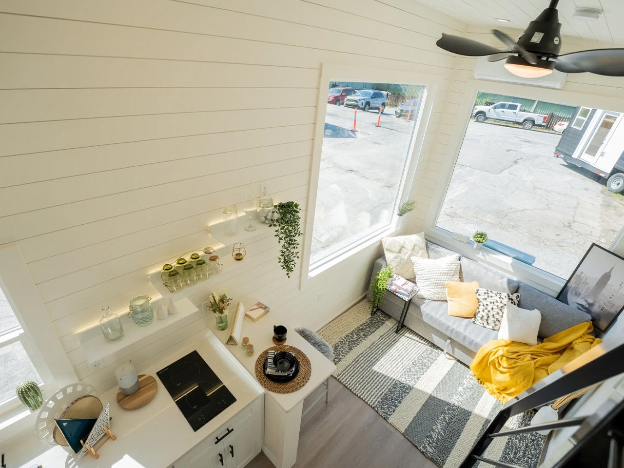 1745451283 52 Decouvrez cette Tiny House Le Luxe Abordable et le - plare.