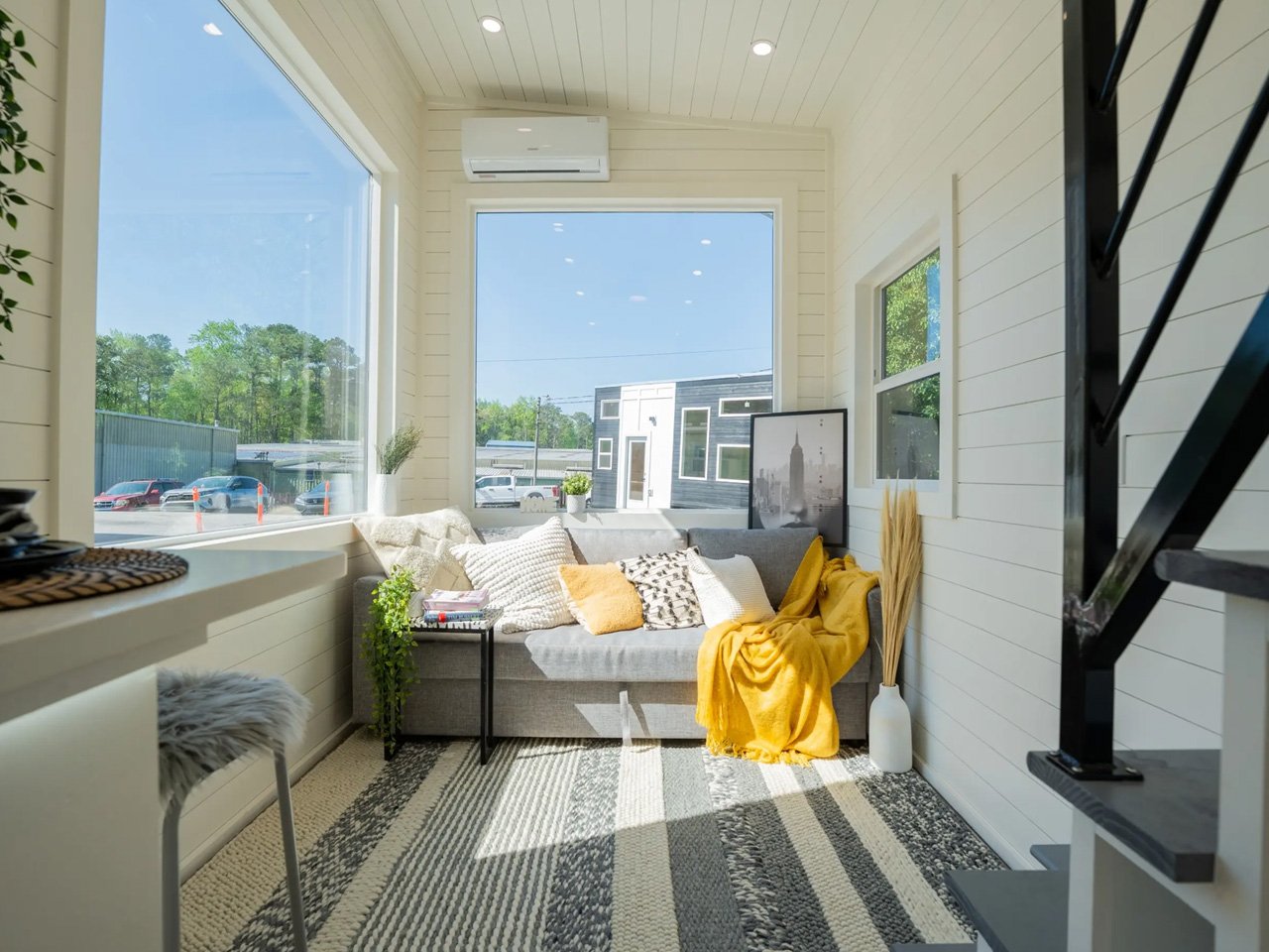 1745451283 71 Decouvrez cette Tiny House Le Luxe Abordable et le - plare.