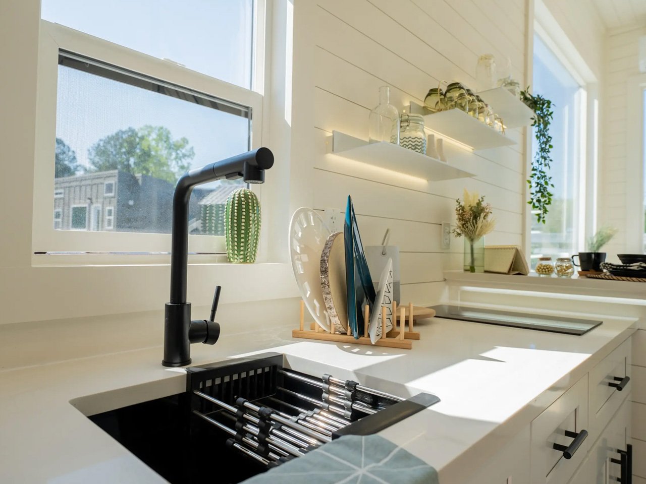 1745451284 96 Decouvrez cette Tiny House Le Luxe Abordable et le - plare.