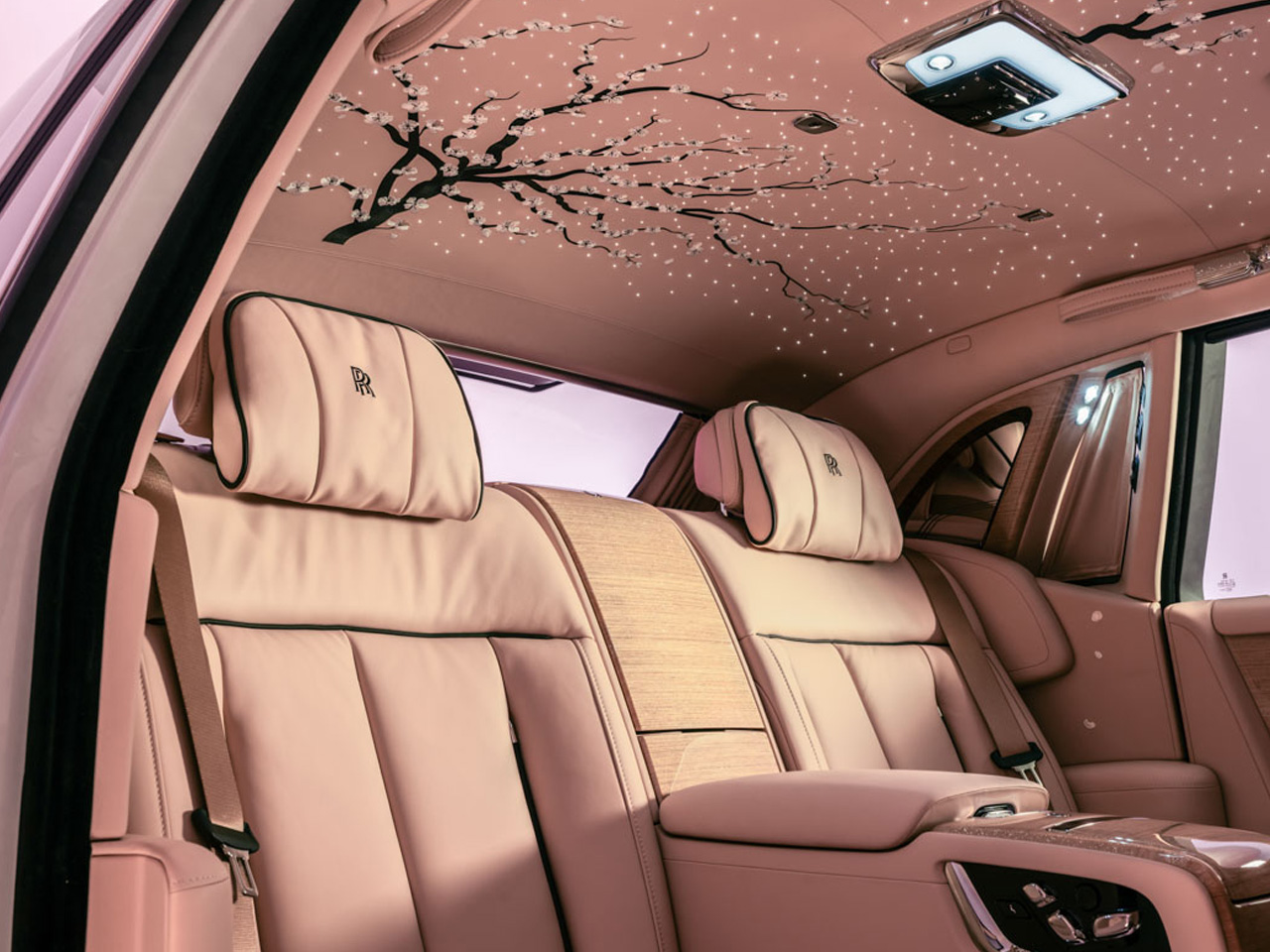 Rolls-Royce Phantom Cherry Blossom