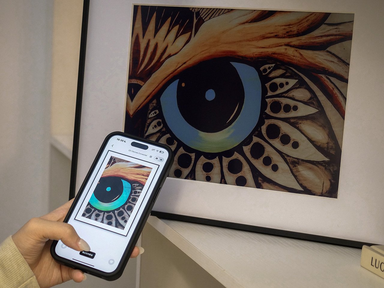 BLOOMIN8 E Ink Canvas Worlds First Smart COLOUR E Ink Frame 05 - plare.