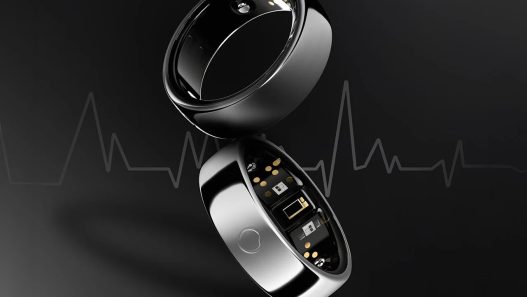Circular Ring 2 Worlds Most Advanced Health Tracking Ring hero - plare.