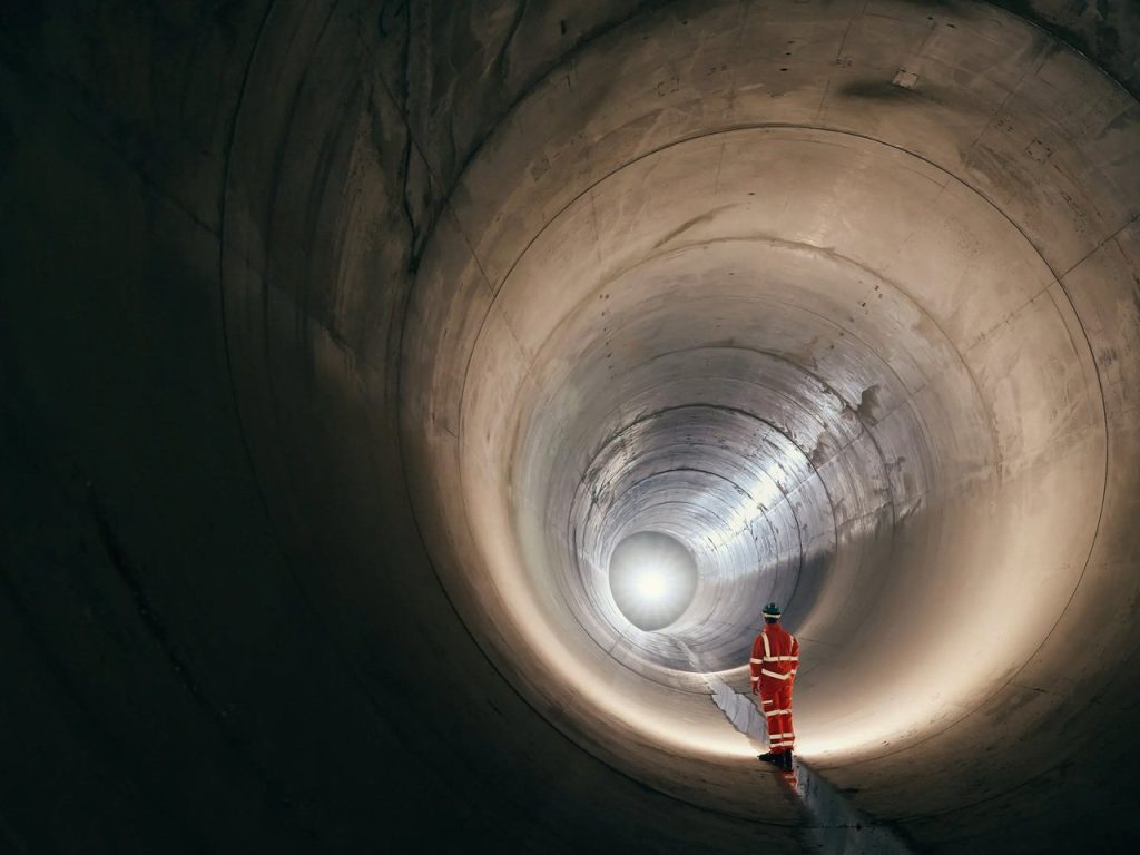 Découvrez Comment le Super Égout de Londres à 6,3 Milliards de Dollars Transforme la Gestion des Déchets et Protège les Rivières !
