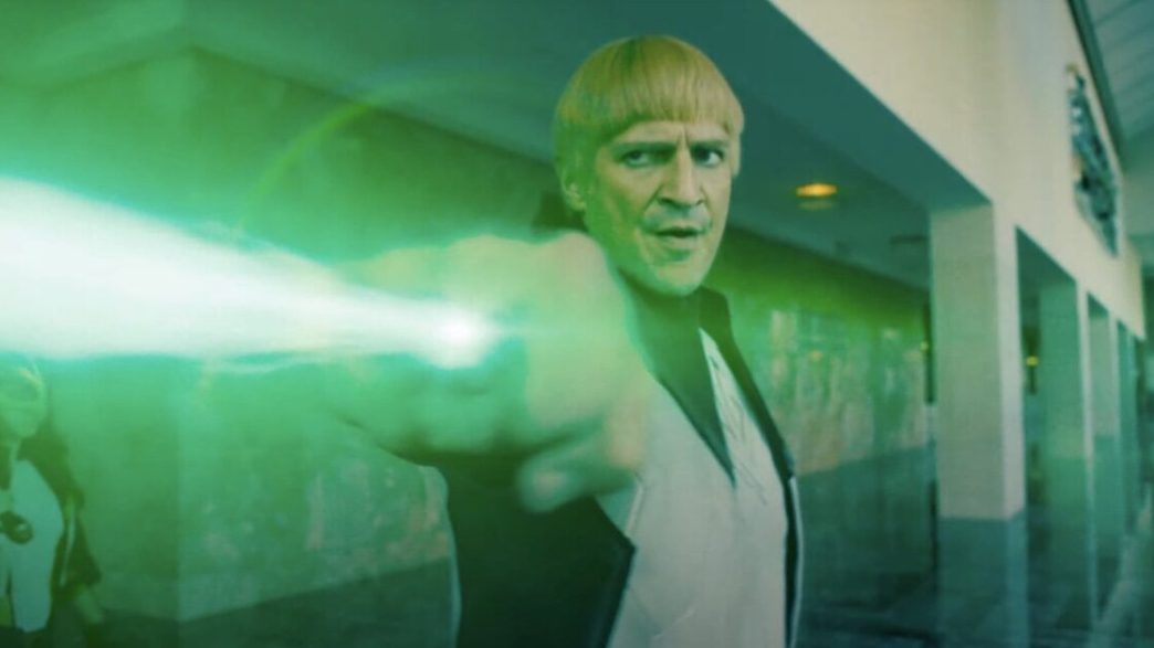 Lanterns: Nathan Fillion riprenderà il ruolo di Guy Gardner nella serie tv