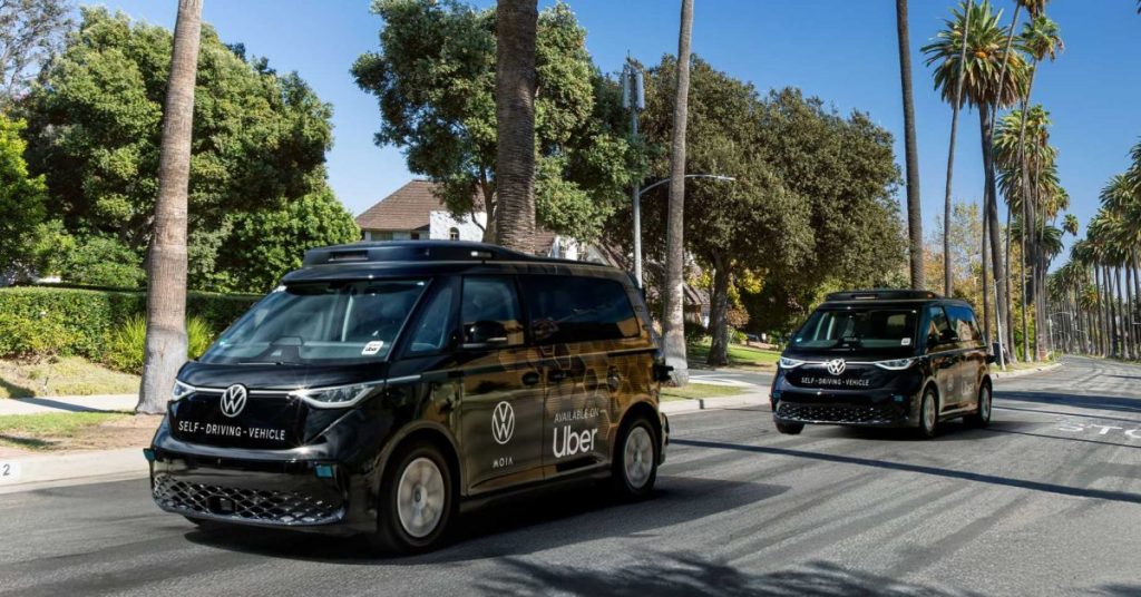 Volkswagen ID. Buzz : des milliers de vans autonomes sur Uber révolutionnent le transport urbain