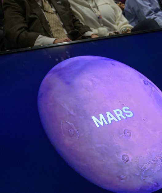 Republicains demandent un financement accru pour la science de la NASA : enjeux et opportunités.
