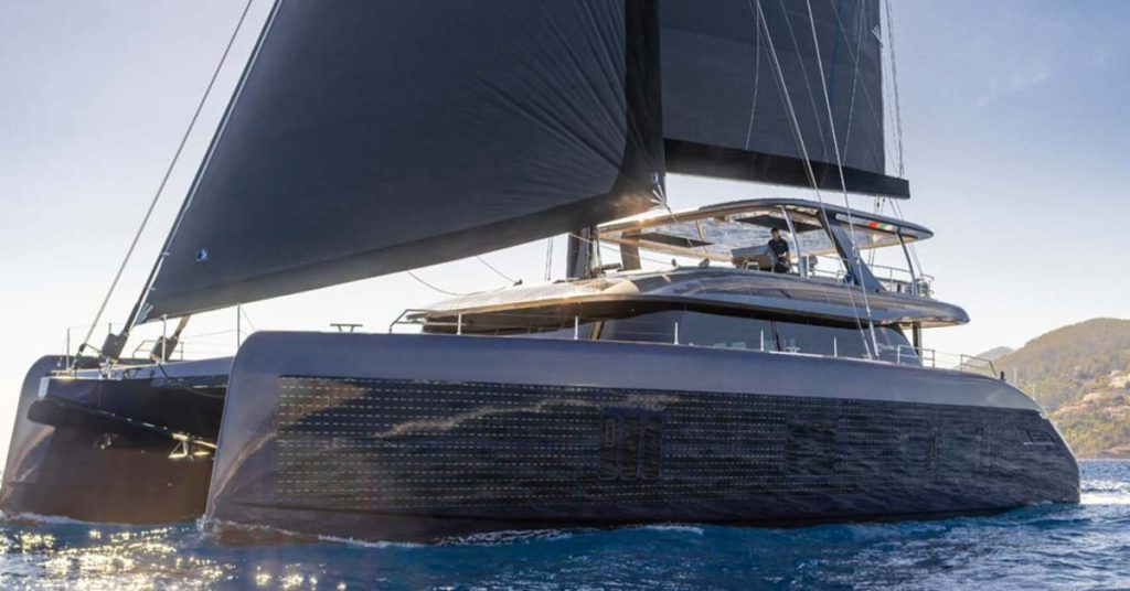 Sunreef Yachts révolutionne la navigation durable avec les cellules Solar Skin 3.0 optimisées par IA