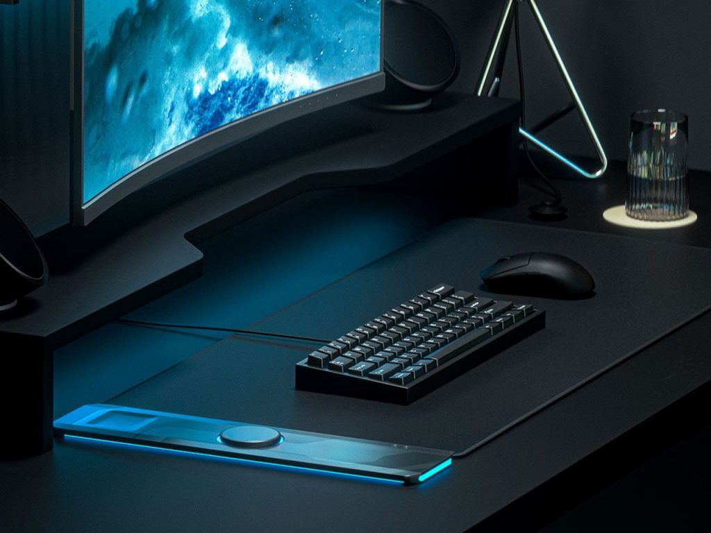 Transformez Votre Espace de Travail en un Paradis du Gaming et de la Productivité avec le Tapis de Bureau ALTI PLAY !