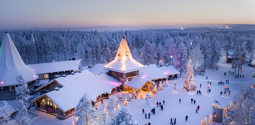 Échappez au quotidien : 10 villages enchanteurs à visiter pendant les fêtes de Noël