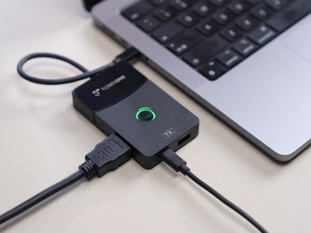 Libérez votre Vidéo : Découvrez le Hub HDMI Sans Fil 6-en-1 qui Transforme Votre Expérience de Streaming !