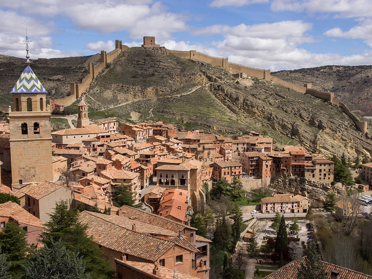 1 Pueblos Castillo de Albarracin P4190772 - plare.