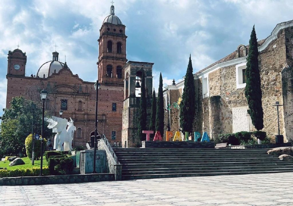 Voici un titre SEO accrocheur :
« Escapades inoubliables : les pueblos incontournables à visiter en Jalisco »