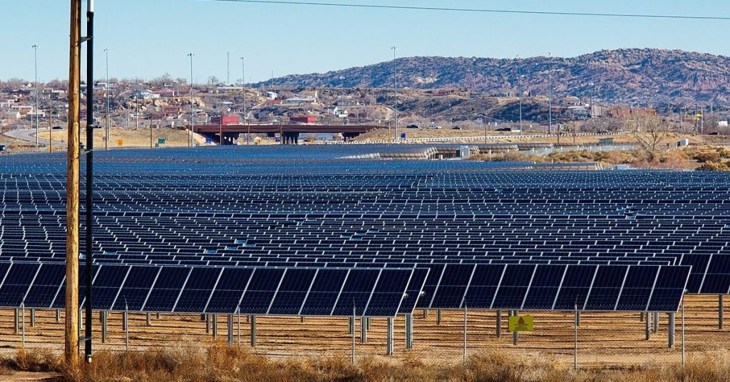 FERC : le solaire et l’éolien dominent la nouvelle capacité de production d’énergie aux États-Unis avec 98 % de parts